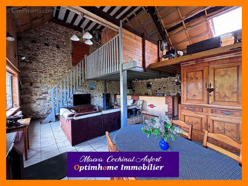 Maison à LE MELE-SUR-SARTHE