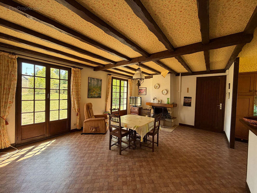 Maison à BROU