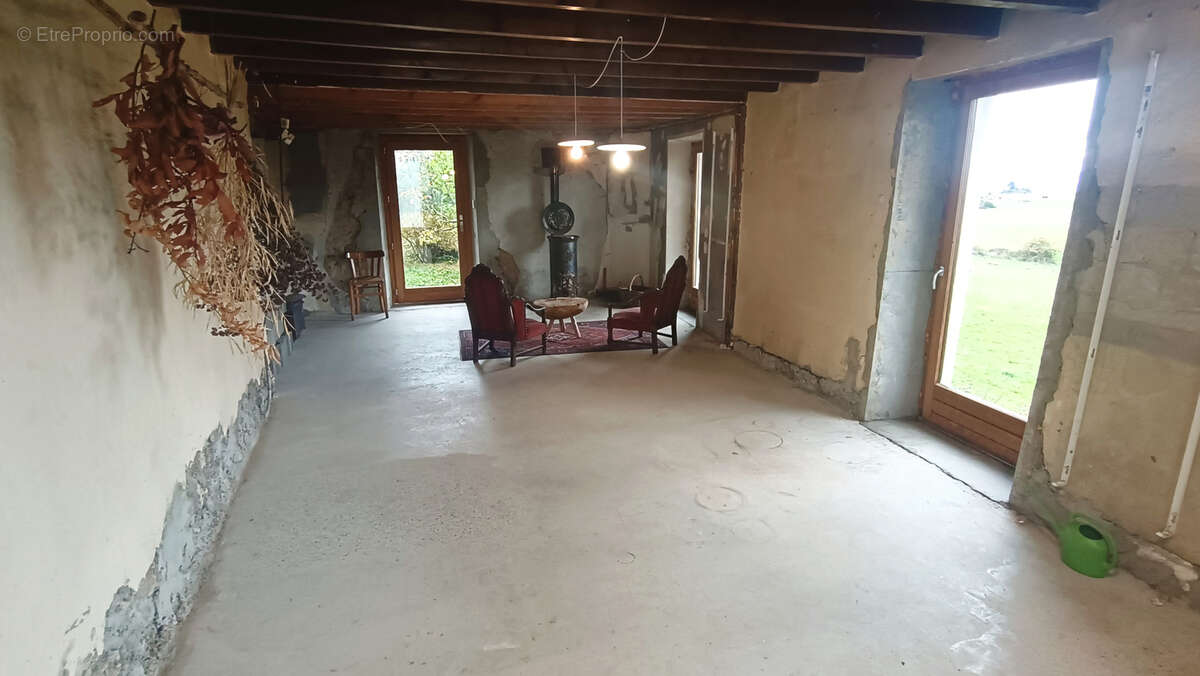 Maison à BAS-EN-BASSET