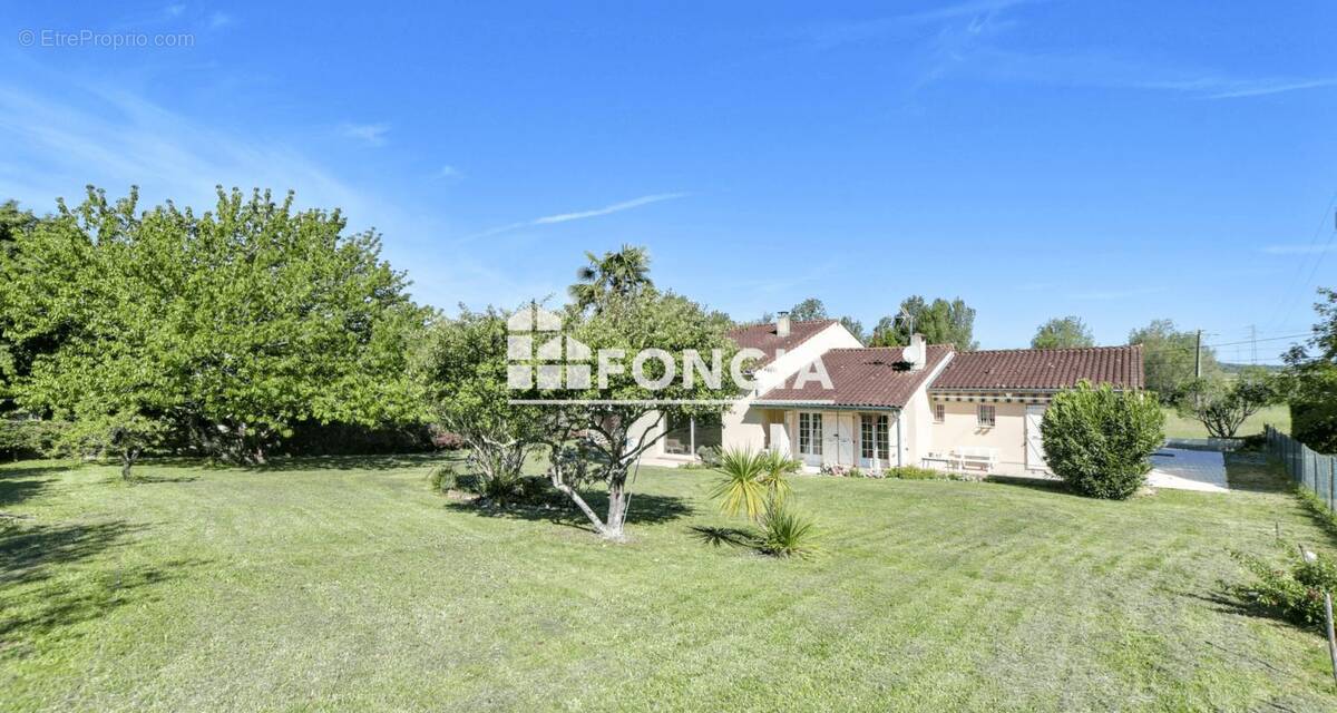 Maison à LAGARDELLE-SUR-LEZE