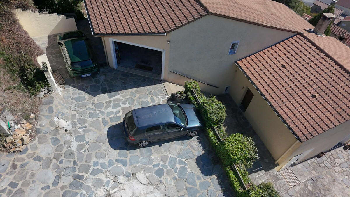 Maison à LE CHEYLARD