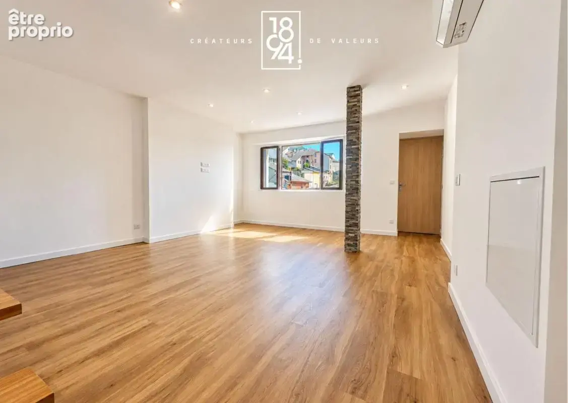 Appartement À Vendre I Triplex I Montmélian - photo 2