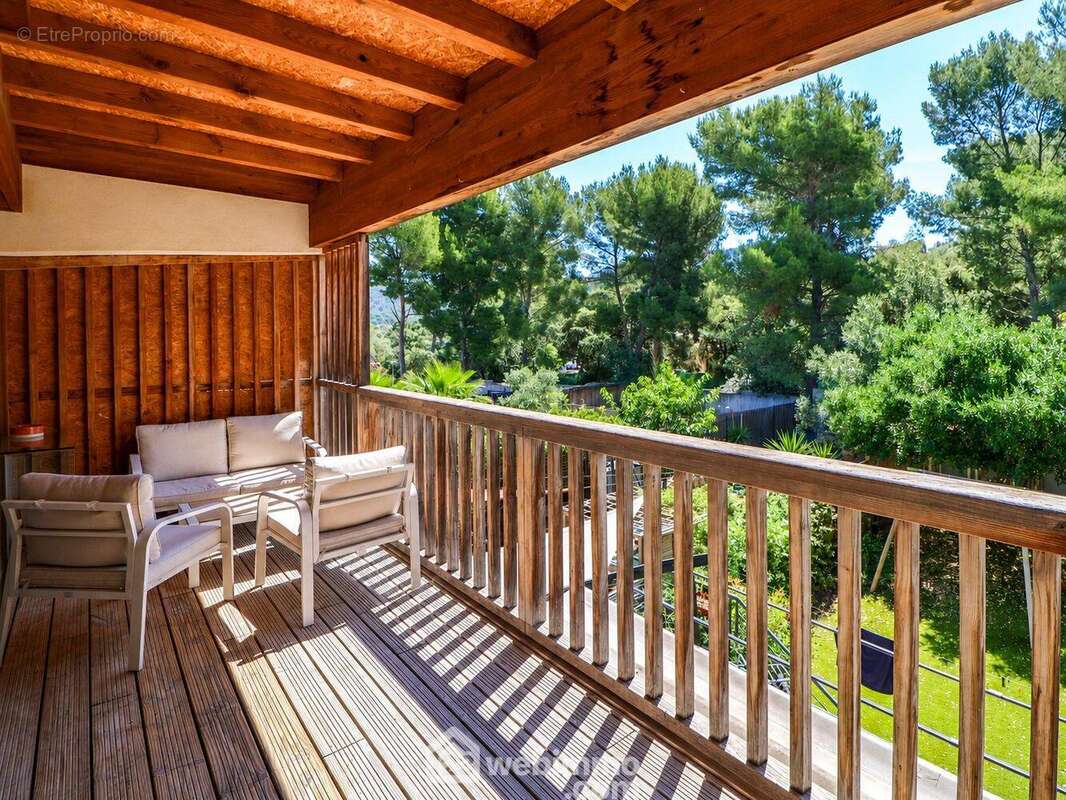 Appartement 70 m² à Marseille-9e  - photo 127