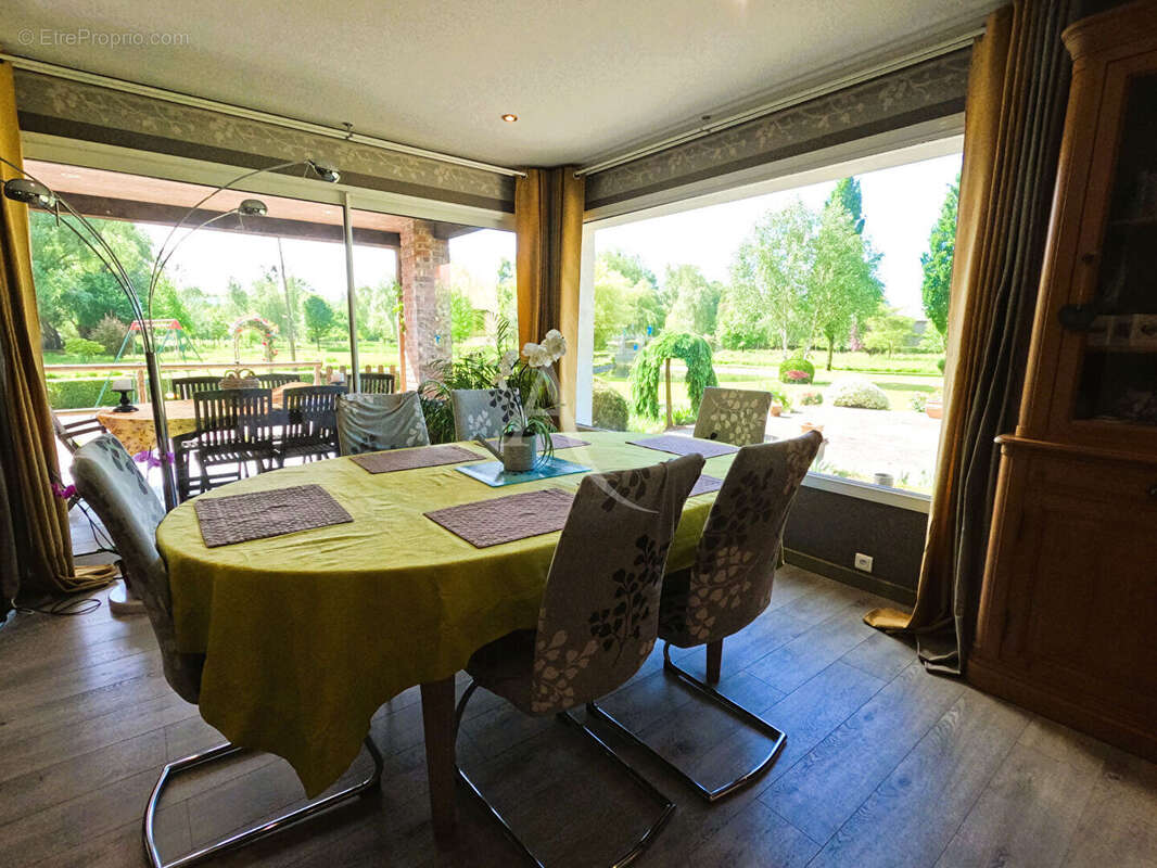 Maison à ESTREELLES