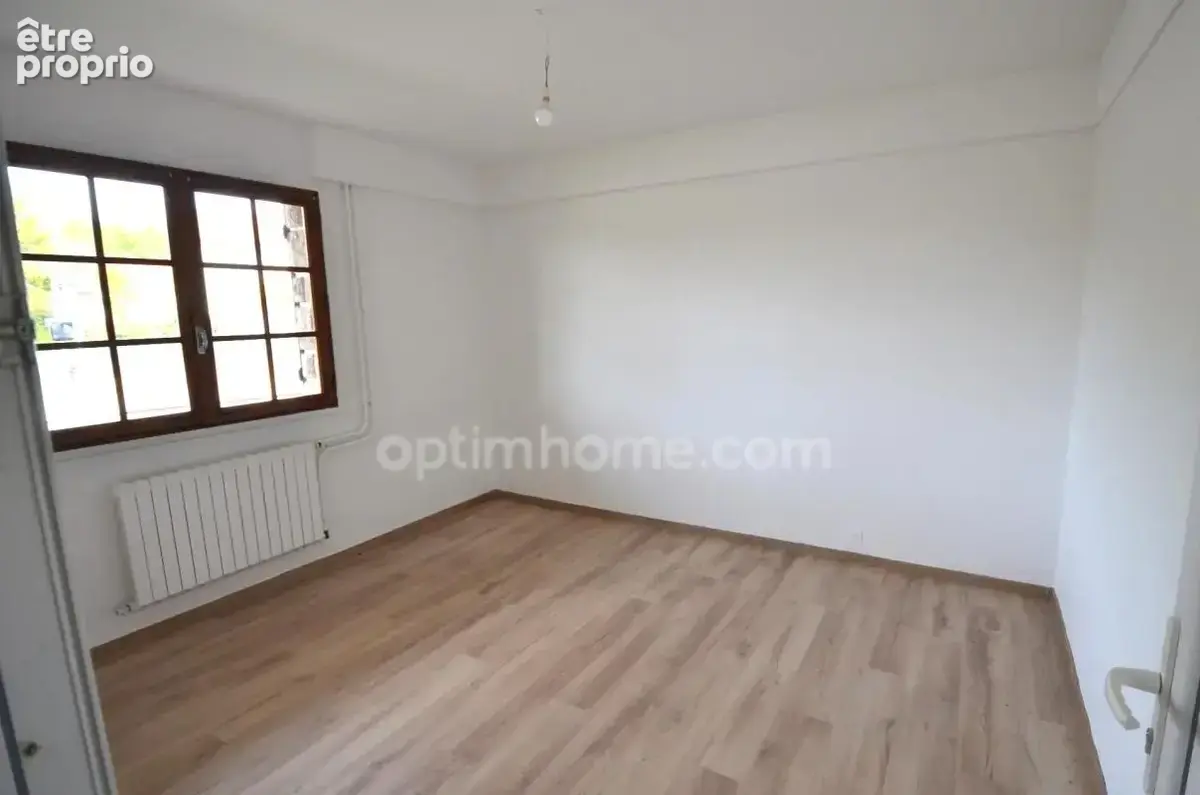 Maison individuelle de 160 m² avec 5 chambres, garage et terrain de 498 m² à Cournon-d’Auvergne - photo 6
