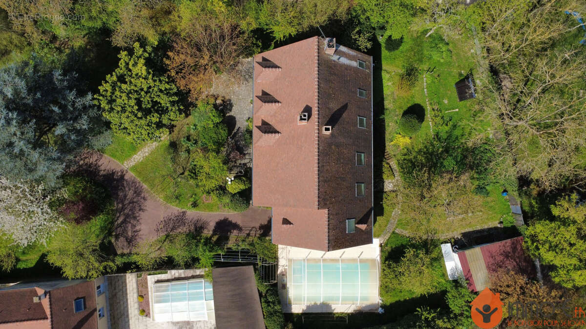 Maison à MONTRY