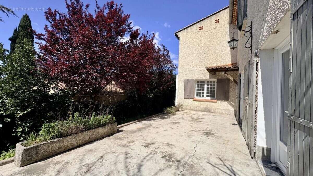 Maison à CAROMB