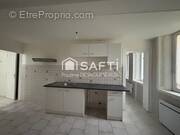 Photo 1 - Maison à SAINT-BENIN