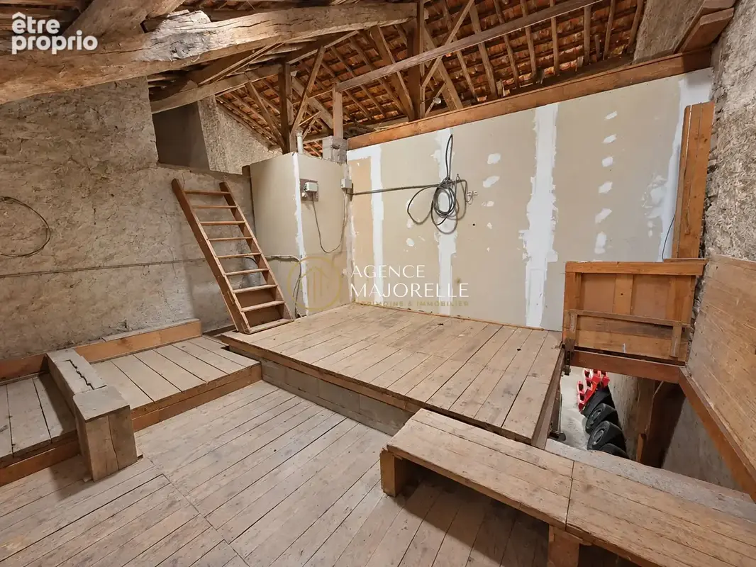 Maison de village à rénover,190 m², Terrain de plus de 1 000 m² ,Chamagne - photo 16