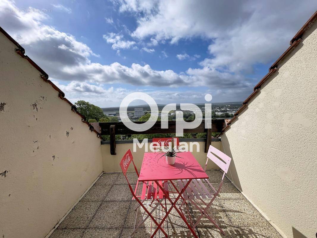 Appartement à MEULAN