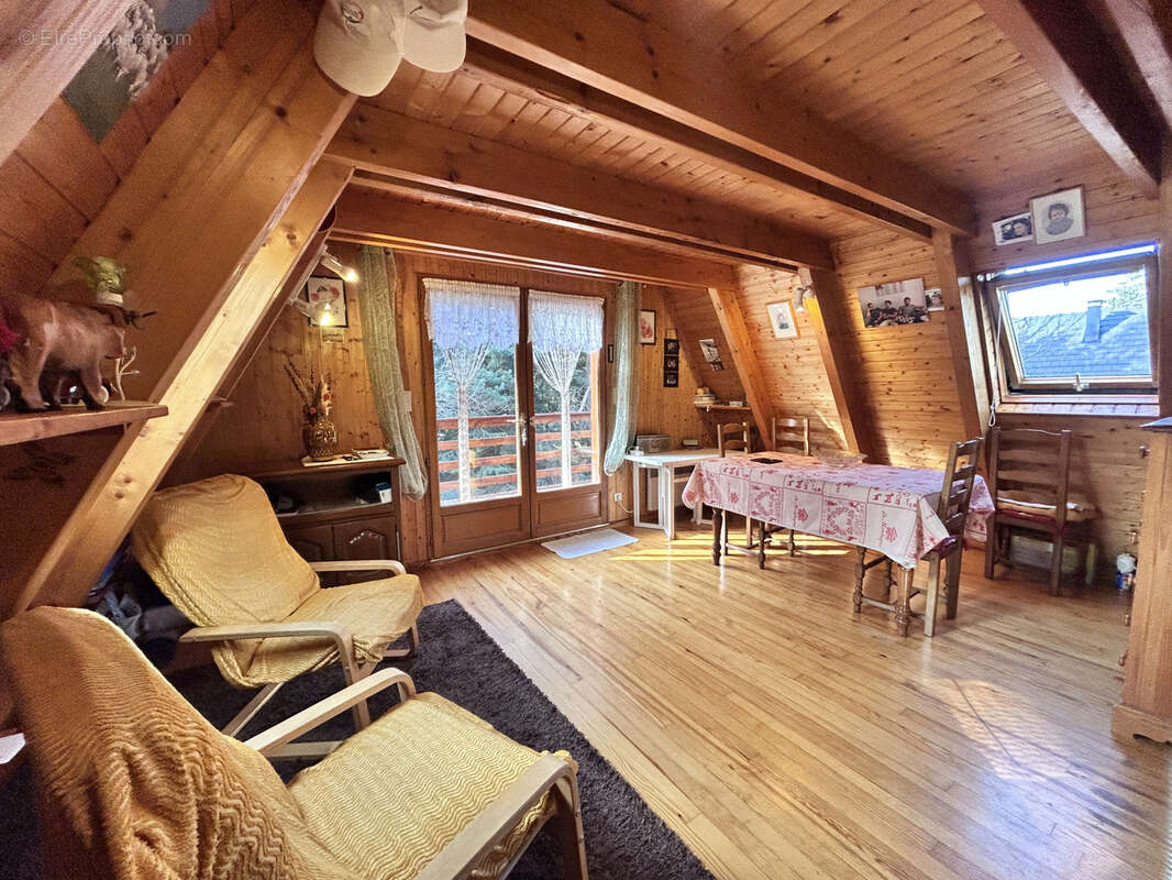 Maison à SAINT-SAUVEUR-CAMPRIEU