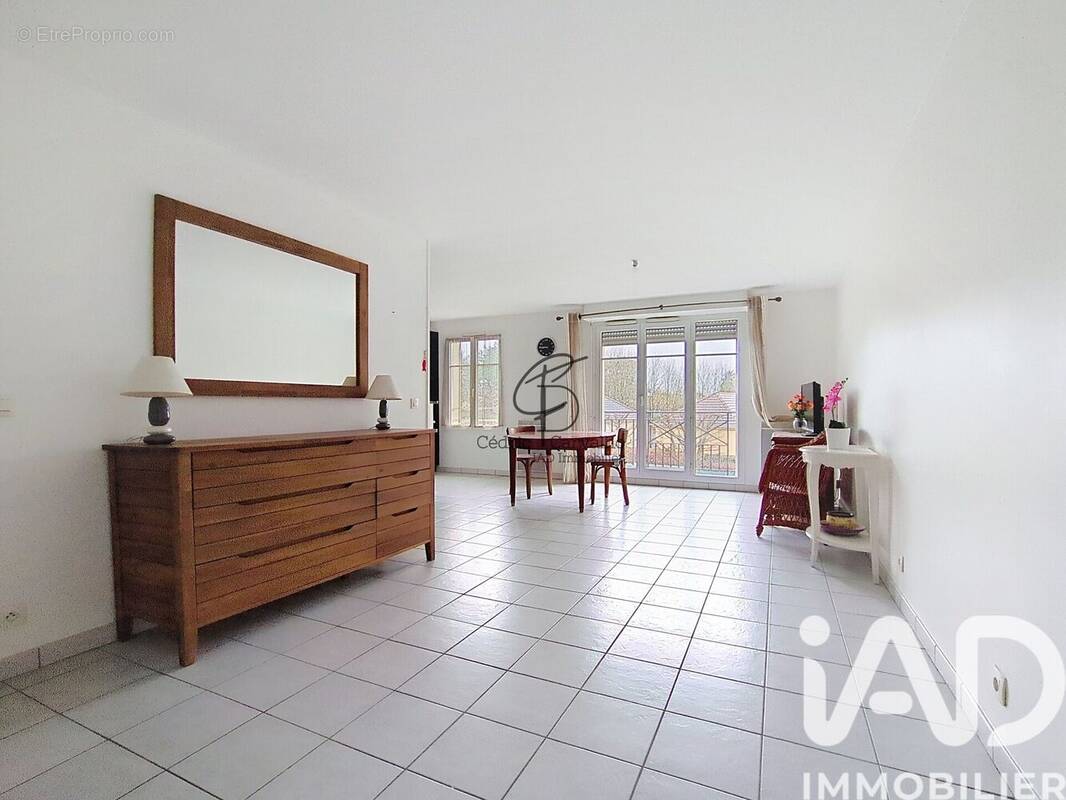 Photo 1 - Appartement à ROISSY-EN-BRIE