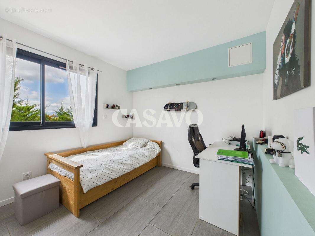 Maison à REVENTIN-VAUGRIS