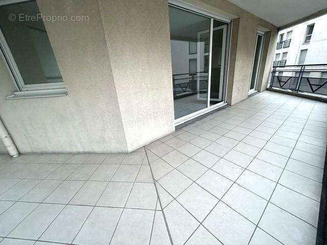 Appartement 70 m² à Lyon-7e  - photo 3