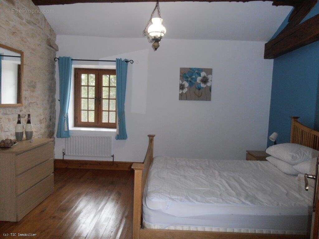 Maison à SAUZE-VAUSSAIS