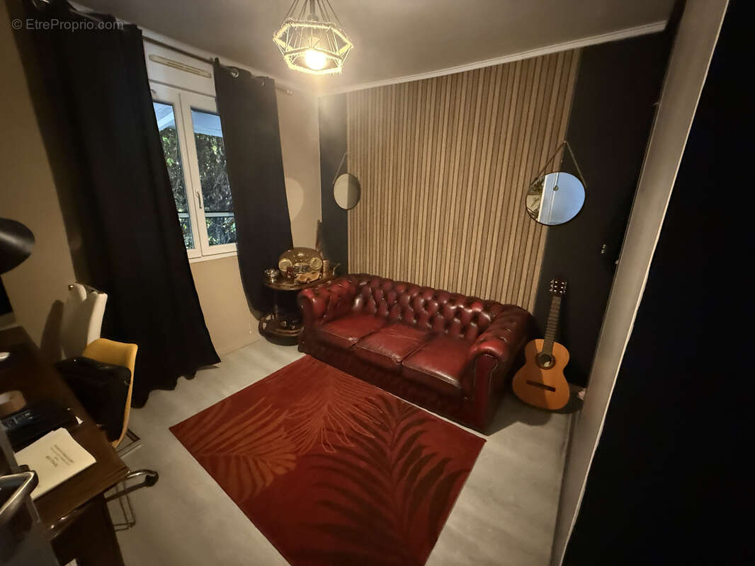 Maison à SAINT-GENCE