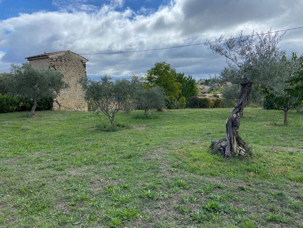 Terrain à PIERREVERT