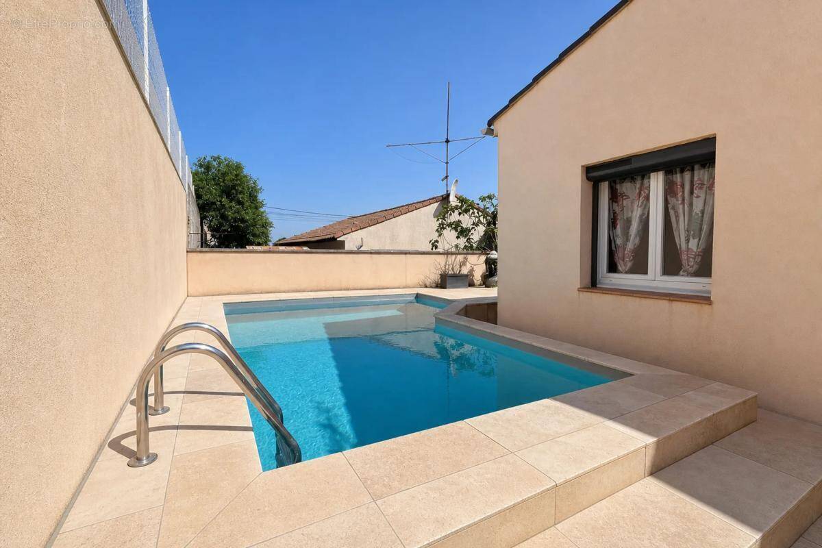 Maison à SAINT-SAVOURNIN