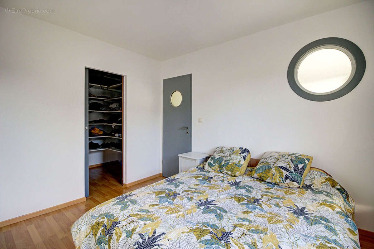 Maison à CHATILLON-LA-PALUD