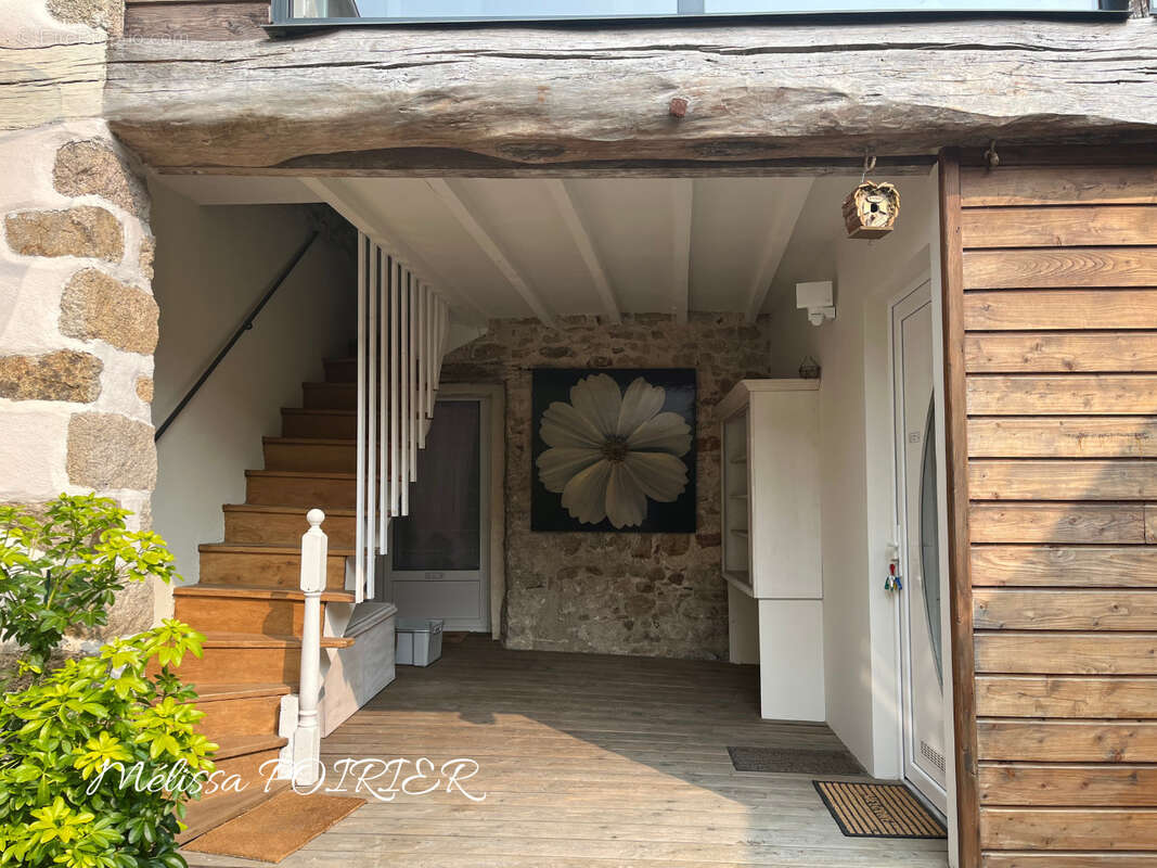 Maison à MORTAGNE-SUR-SEVRE