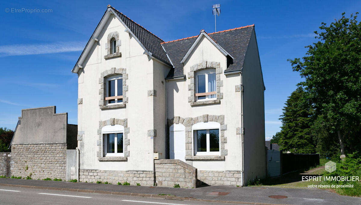 Maison à NEVEZ