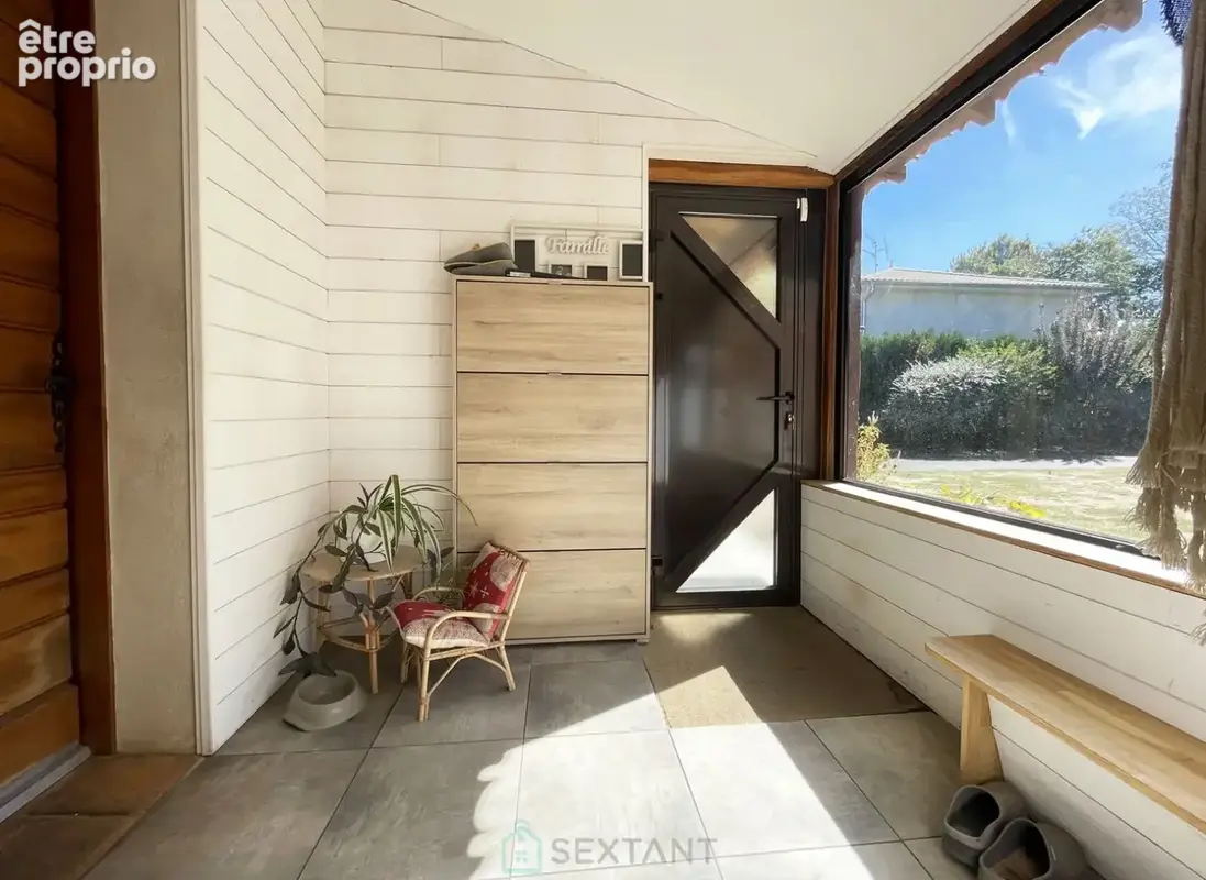 Maison de 187 m² sur un terrain arbore de 1 847 m² avec piscine - photo 5