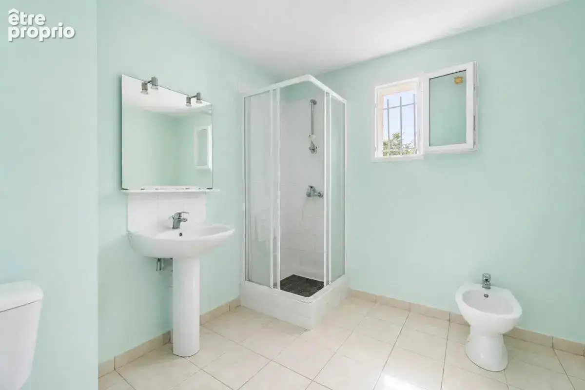 SEPTEUIL : Maison plain pied de 126m2 Habitables - 5 chambres - - photo 11