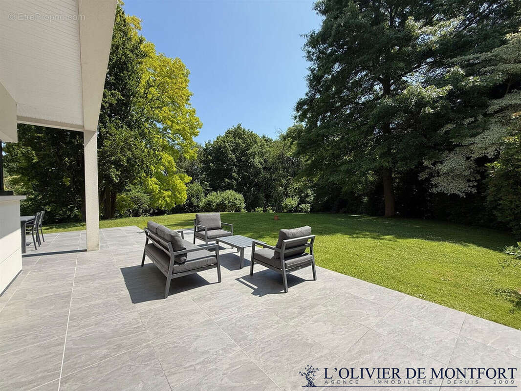 Maison à MONTFORT-L'AMAURY