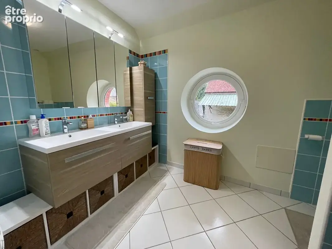 Maison rénovée sur 2373m² de terrain - photo 11