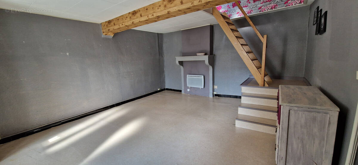 Maison à LA ROCHEPOT