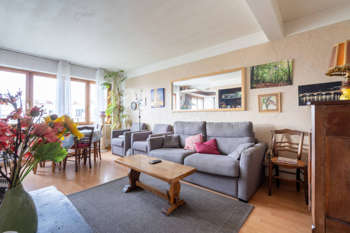 Appartement à BAGNEUX