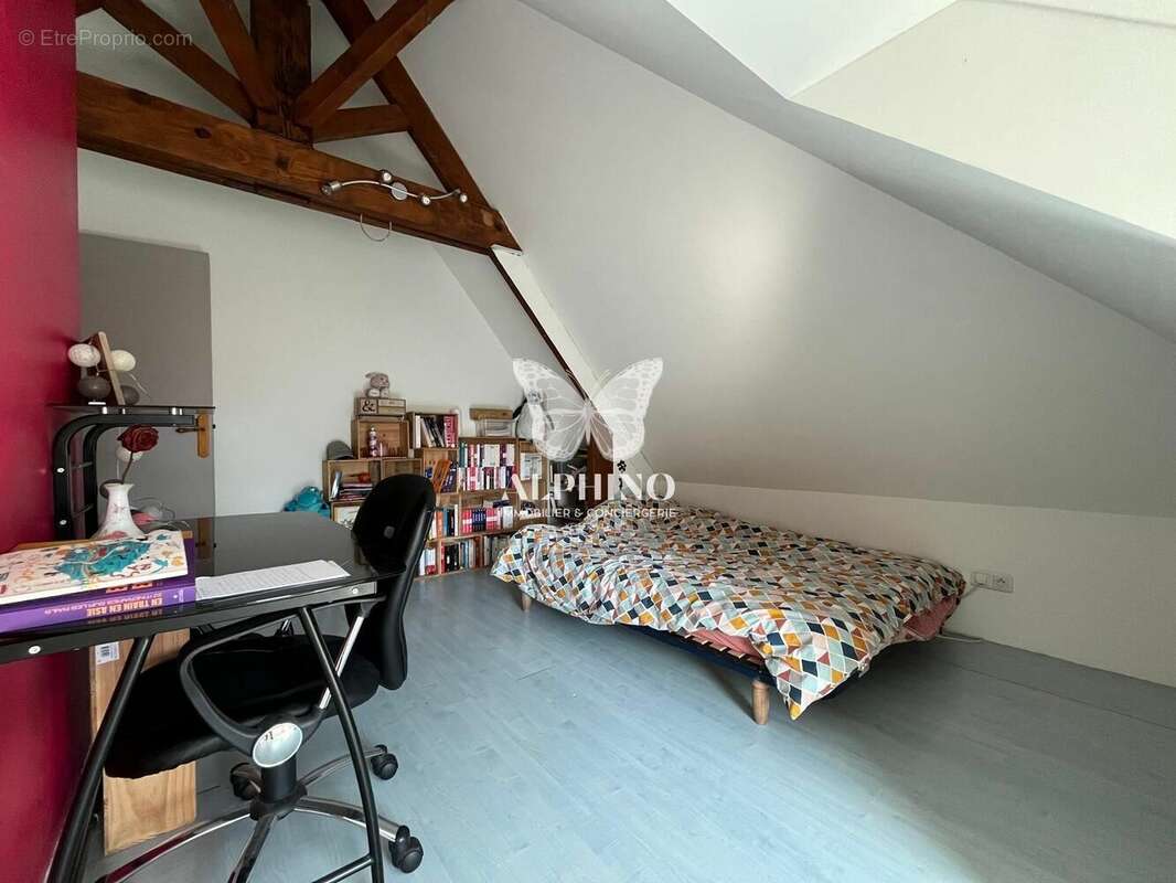 Maison à VILLENAVE-D'ORNON