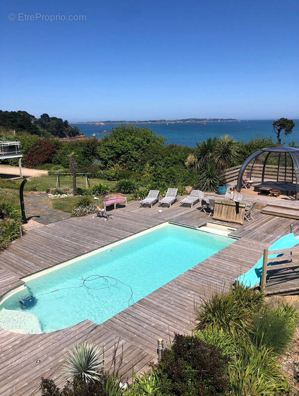 Maison à PLOUBAZLANEC