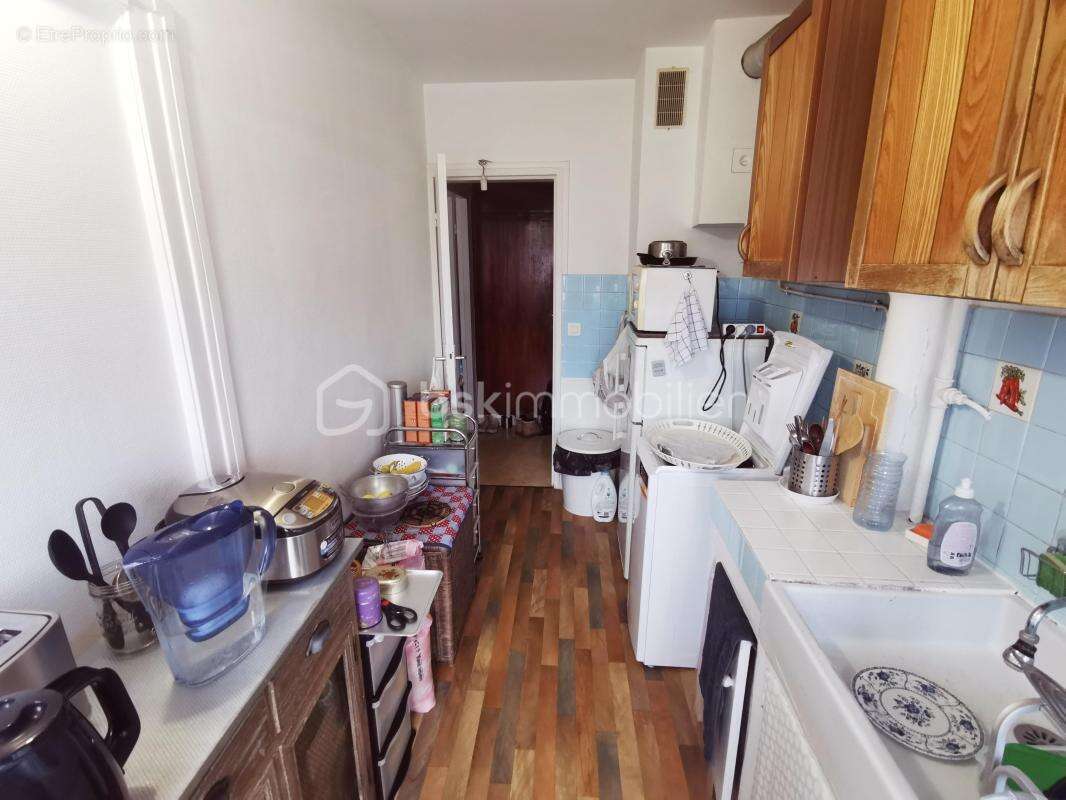 Appartement trois pièces d’une surface d’environ 53m2, situé rue de Sèvres à Boulogne-Billancourt - photo 4