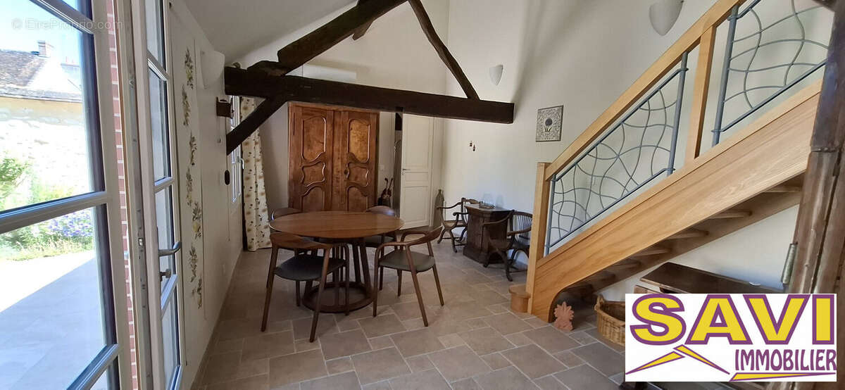 Maison 135 m² à Ferrieres-En-Gatinais  - photo 8
