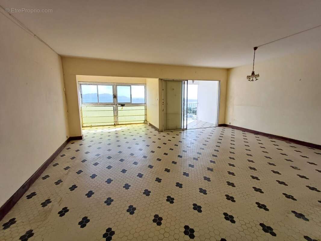 Appartement à FORT-DE-FRANCE