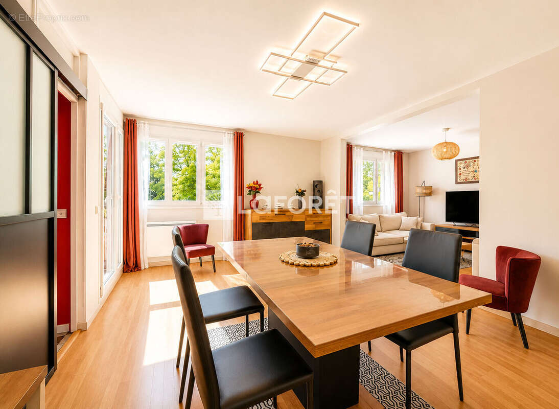 Appartement La Ravoire 5 pièce(s) 101 m2 - photo 6