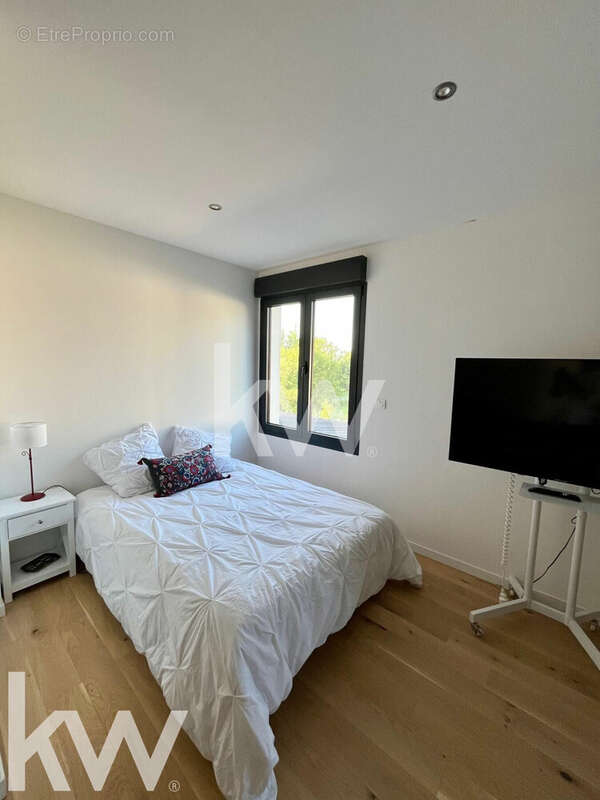 Appartement 153 m² à Saint-Hilaire-Saint-Mesmin  - photo 9