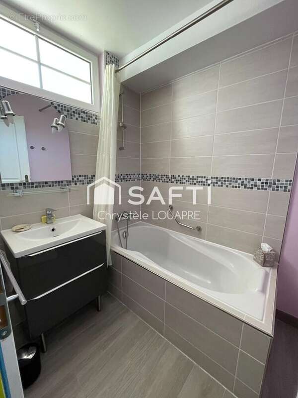 Maison 307 m² à Cresse  - photo 3