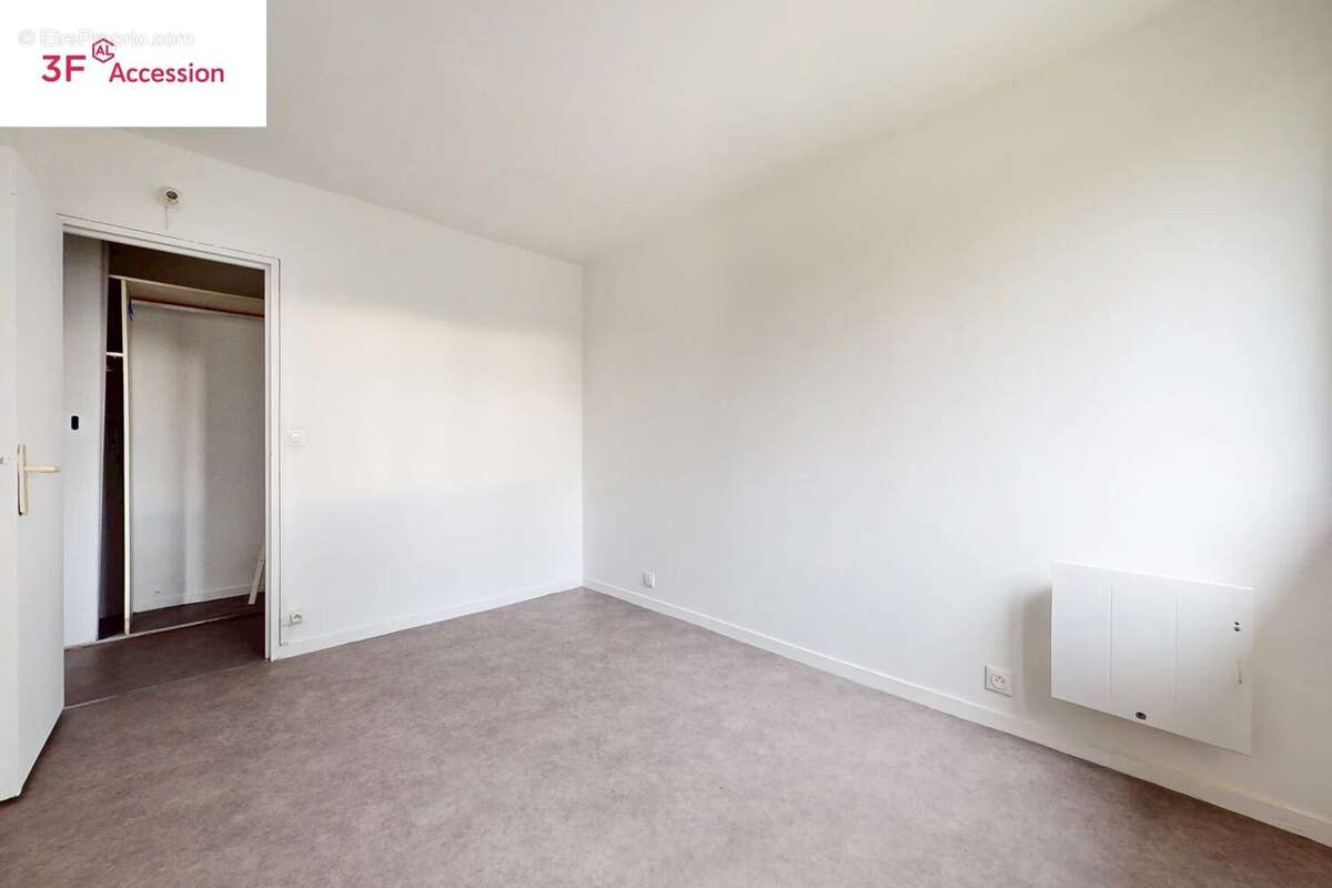 Appartement à PARAY-VIEILLE-POSTE