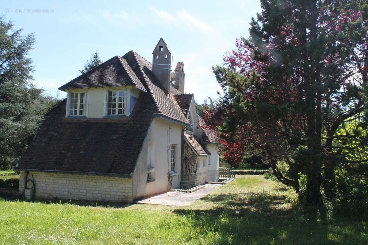 Maison à NEONS-SUR-CREUSE