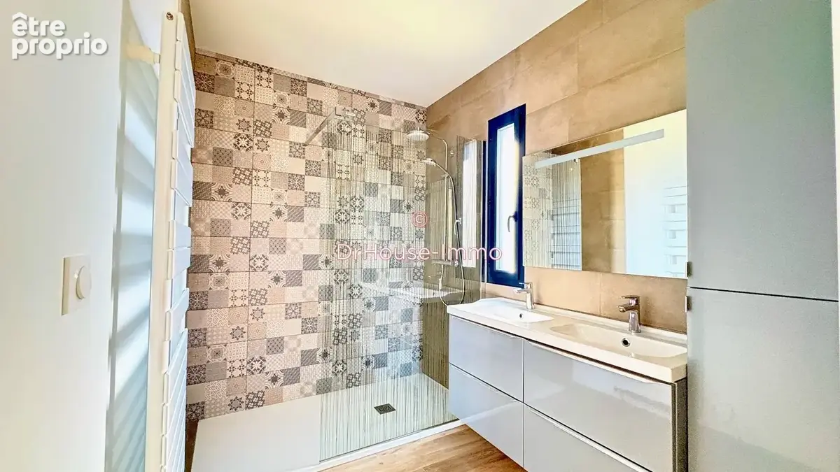 Maison 6 pièces 197 m² à vendre à Tourlaville (50110) - photo 9
