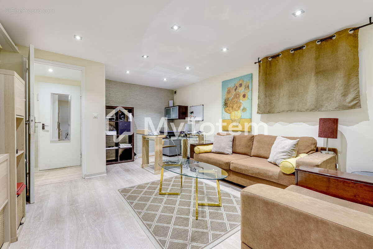 Maison à LES PAVILLONS-SOUS-BOIS