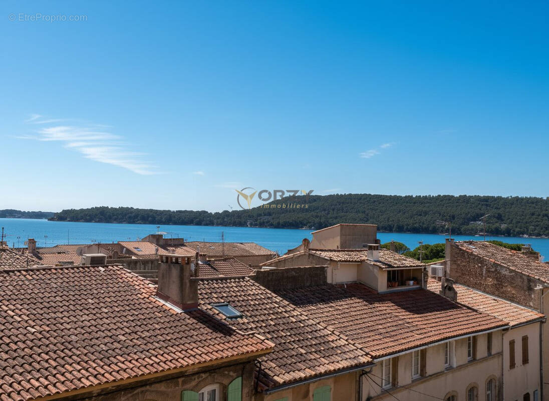 Appartement à SAINT-CHAMAS
