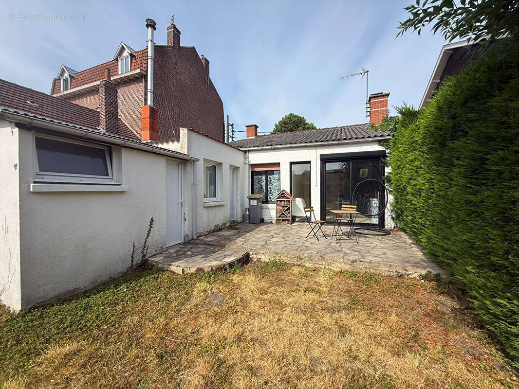 BETHUNE - Maison individuelle en plain pied de 60m², jardin - photo 10