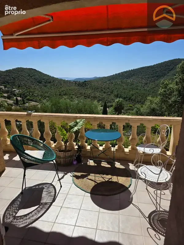 Maison à LA LONDE-LES-MAURES