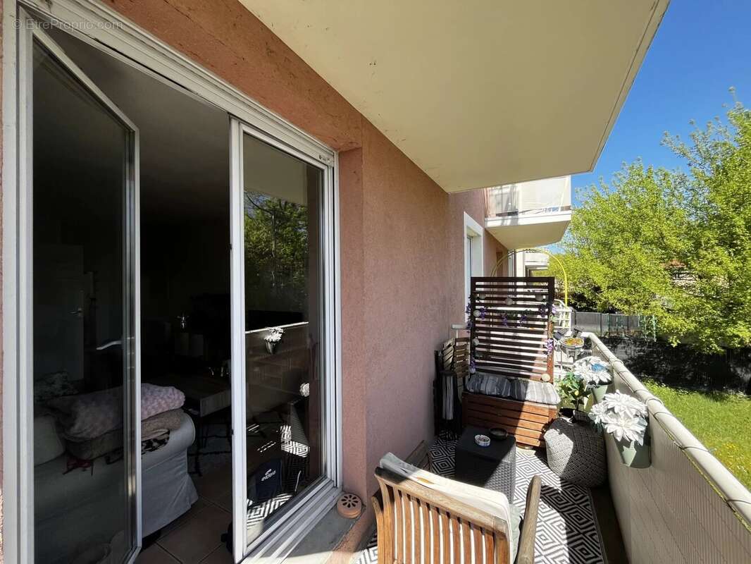 Appartement à PONT-DE-CHERUY