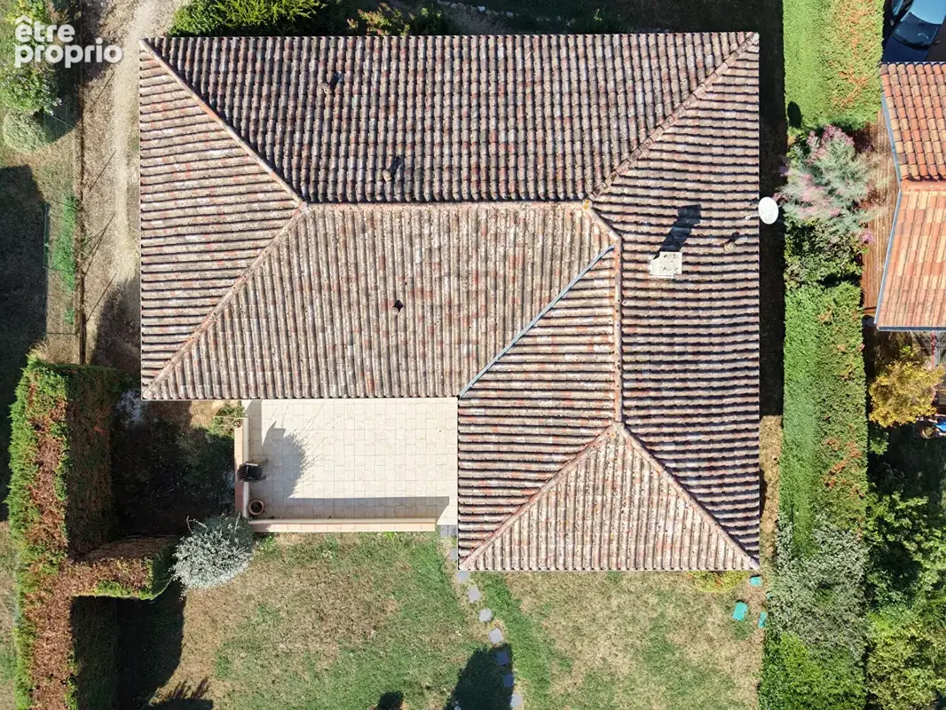 Maison à LEOJAC
