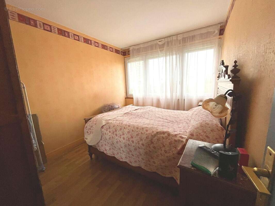 Appartement à RIS-ORANGIS