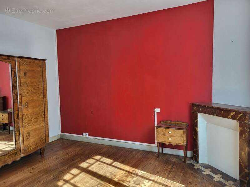 Maison à SAINT-LOUP-LAMAIRE